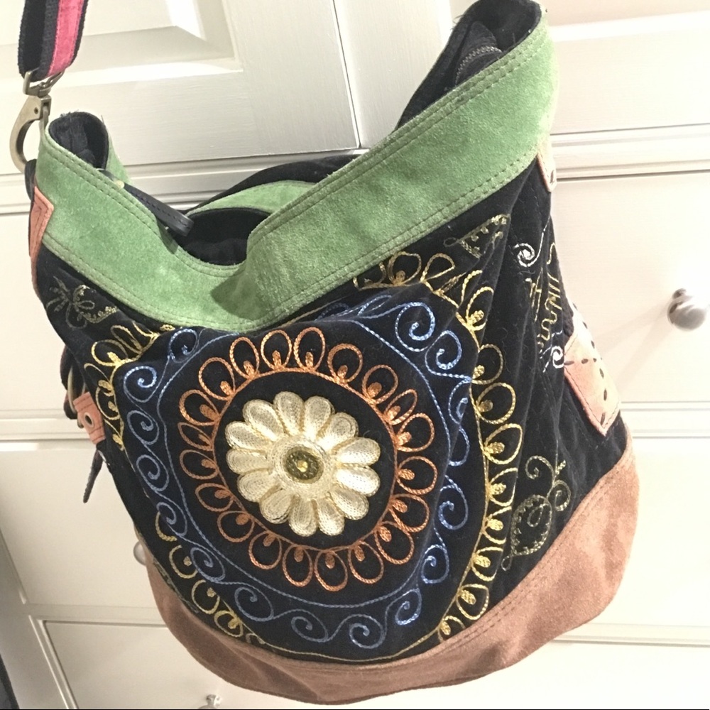 Brand New Lucky Brand embroidered purse